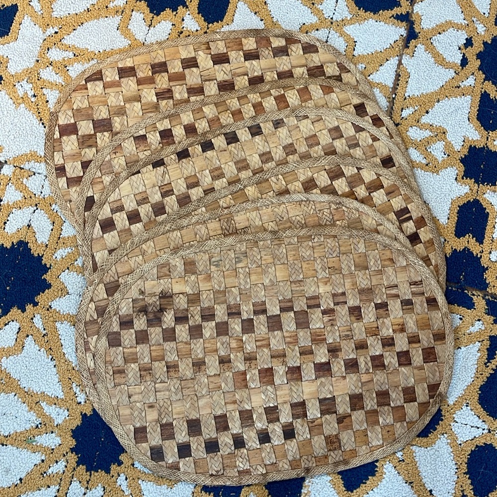83. Set Of 6 Ratan Placemats